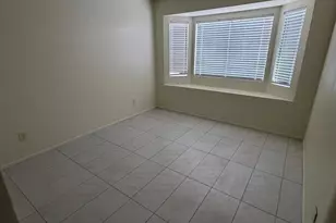 925 S Longmore, Mesa, AZ 85202 - Photo 9