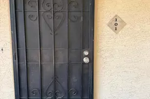 925 S Longmore, Mesa, AZ 85202 - Photo 3