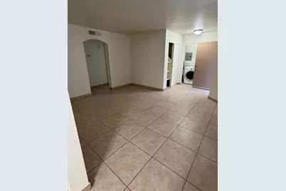 925 S Longmore #Apt 101, Mesa, AZ 85202 - Photo 5