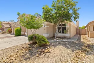3039 E Hononegh Dr, Phoenix, AZ 85050 - Photo 1