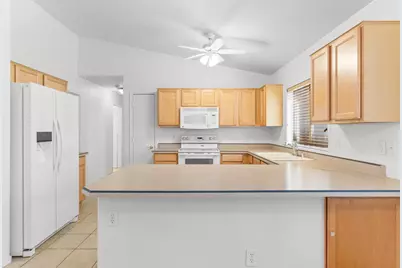 3039 E Hononegh Drive, Phoenix, AZ 85050 - Photo 3