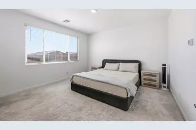 2053 W Sienna Bouquet Place, Phoenix, AZ 85085 - Photo 23