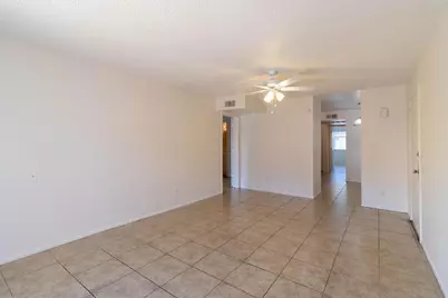 2807 E Le Marche Avenue #Apt 103, Phoenix, AZ 85032 - Photo 27