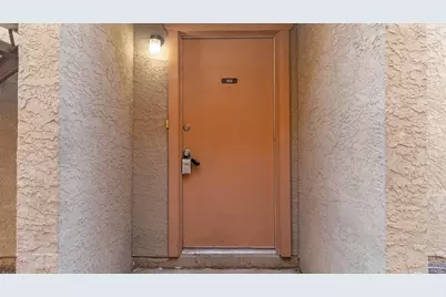 2807 E Le Marche Avenue #Apt 103, Phoenix, AZ 85032 - Photo 5
