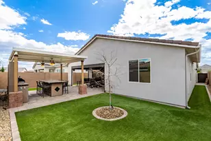 17494 W Middlebury St, Surprise, AZ 85388 - Photo 41