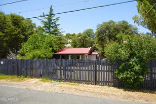 22402 S Oak Way, Yarnell, AZ 85362 - Photo 1