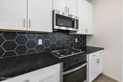 14667 W Surrey Drive, Surprise, AZ 85379 - Photo 11