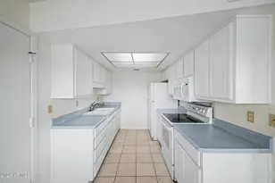 9662 W Cinnabar Ave, Peoria, AZ 85345 - Photo 9