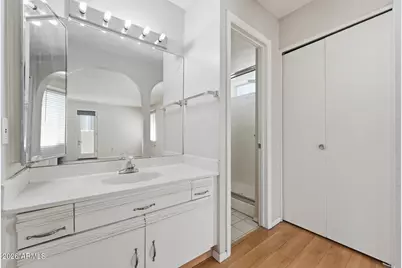1820 E Morten Avenue #111, Phoenix, AZ 85020 - Photo 17