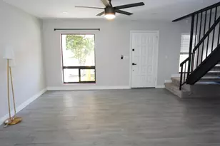 5002 E Hazel Dr, Phoenix, AZ 85044 - Photo 13