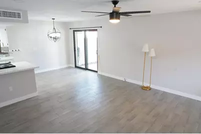 5002 E Hazel Drive #Unit 2, Phoenix, AZ 85044 - Photo 5