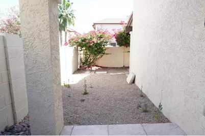 5002 E Hazel Drive #Unit 2, Phoenix, AZ 85044 - Photo 15