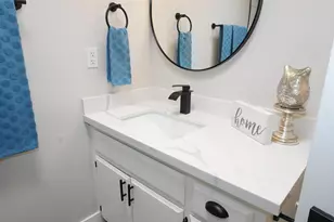 5002 E Hazel Dr, Phoenix, AZ 85044 - Photo 17