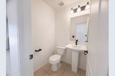 1043 E Daniella Drive, San Tan Valley, AZ 85140 - Photo 7