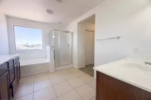1043 E Daniella Dr, San Tan Valley, AZ 85140 - Photo 9