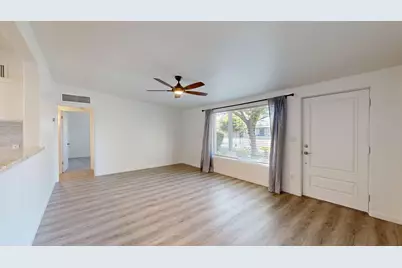 4537 E Devonshire Avenue, Phoenix, AZ 85018 - Photo 7