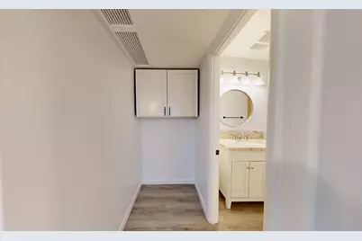 4537 E Devonshire Avenue, Phoenix, AZ 85018 - Photo 19
