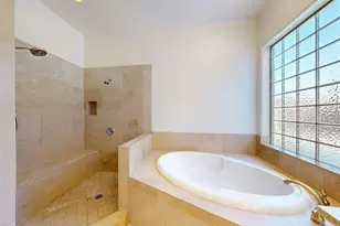 4537 E Devonshire Ave, Phoenix, AZ 85018 - Photo 15