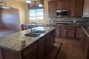 3264 Red Leaf Ln, Sierra Vista, AZ 85635 - Photo 5