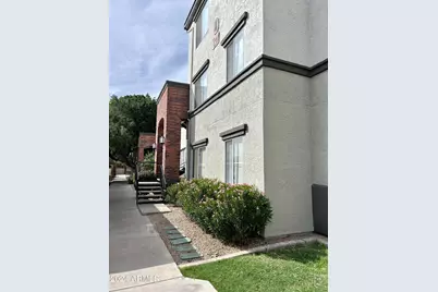 3302 N 7th Street #Unit 327, Phoenix, AZ 85014 - Photo 1
