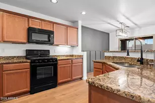 11014 W Elm St, Phoenix, AZ 85037 - Photo 15