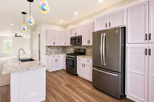 2425 W Bronco Butte Trl, Phoenix, AZ 85085 - Photo 7