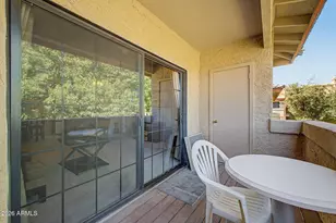 10410 N Cave Creek Rd, Phoenix, AZ 85020 - Photo 25
