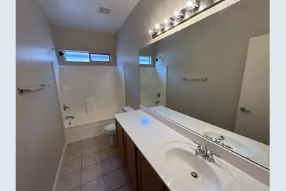 17190 W Desert Lane, Surprise, AZ 85388 - Photo 11