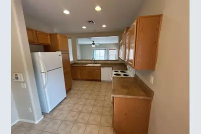 17190 W Desert Lane, Surprise, AZ 85388 - Photo 3
