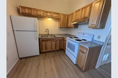 1200 Lanny Avenue #Apt 47, Clarkdale, AZ 86324 - Photo 3