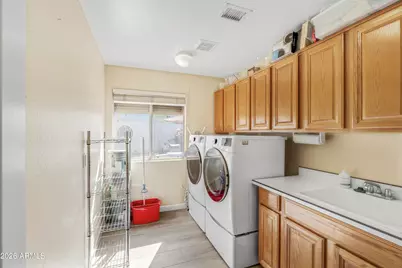1241 E Captain Dreyfus Avenue, Phoenix, AZ 85022 - Photo 35