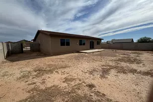 12532 W Obregon Dr, Arizona City, AZ 85123 - Photo 15