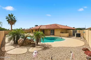 13042 W Westgate Dr, Sun City West, AZ 85375 - Photo 39