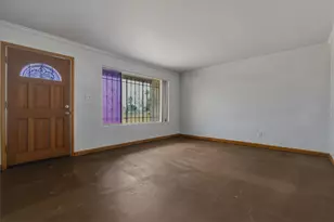 3636 W Keim Dr, Phoenix, AZ 85019 - Photo 3