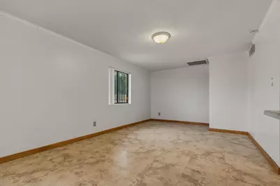3636 W Keim Drive, Phoenix, AZ 85019 - Photo 9