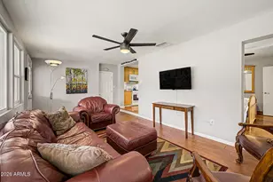 1524 E Earll Dr, Phoenix, AZ 85014 - Photo 13
