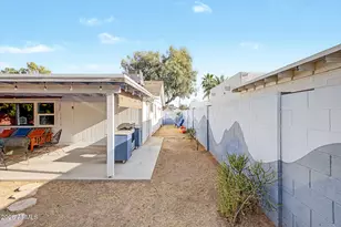 1524 E Earll Dr, Phoenix, AZ 85014 - Photo 37