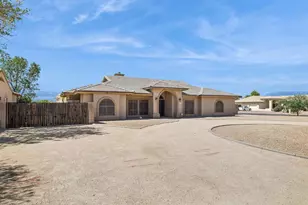 9033 W Patrick Ln, Peoria, AZ 85383 - Photo 23