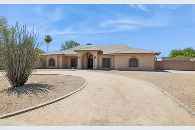 9033 W Patrick Lane, Peoria, AZ 85383 - Photo 3