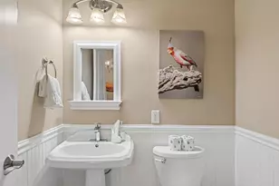 9033 W Patrick Ln, Peoria, AZ 85383 - Photo 11