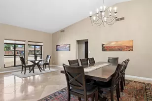 9033 W Patrick Ln, Peoria, AZ 85383 - Photo 5