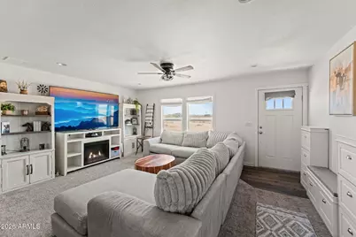 32890 N 228th Drive, Wittmann, AZ 85361 - Photo 9