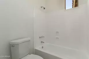4327 E Sands Dr, Phoenix, AZ 85050 - Photo 23