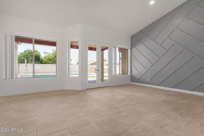 4327 E Sands Drive, Phoenix, AZ 85050 - Photo 5