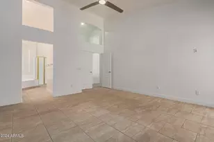 4327 E Sands Dr, Phoenix, AZ 85050 - Photo 17