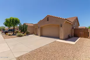 4327 E Sands Dr, Phoenix, AZ 85050 - Photo 3