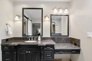 9023 W Patrick Ln, Peoria, AZ 85383 - Photo 23