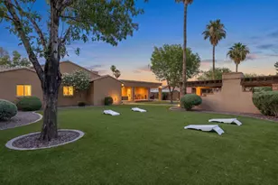 9023 W Patrick Ln, Peoria, AZ 85383 - Photo 47