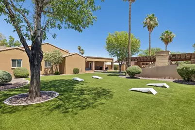 9023 W Patrick Lane, Peoria, AZ 85383 - Photo 3