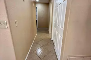 7568 W Kerry Ln, Glendale, AZ 85308 - Photo 13